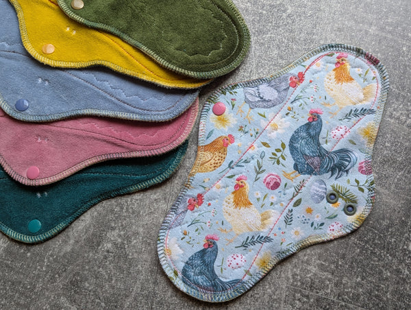 Easter Chicken cloth pad set | 11in MODERATE cloth pads (set of 6)