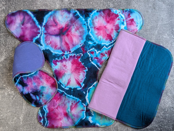 Glacier handdyed bamboo fleece (Contour & Trifold cloth diaper)
