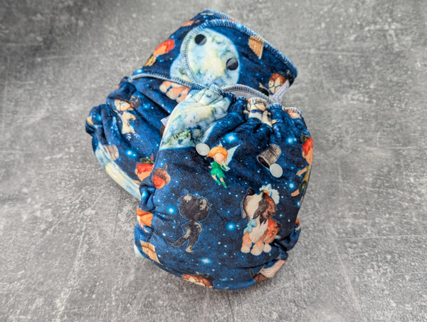 Peter Pan (Squish Hybrid Fitteds - cloth diapers - organic bamboo Velour inners - bamboo hemp fleece soakers - Windpro Hybrid )